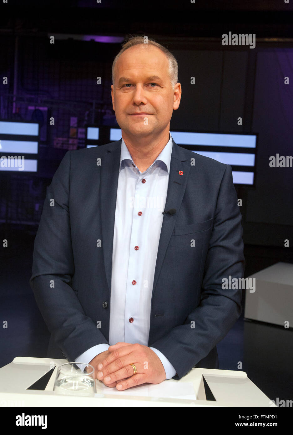 JONAS SJÖSTEDT Parteiführer für die schwedische linke Stockfoto