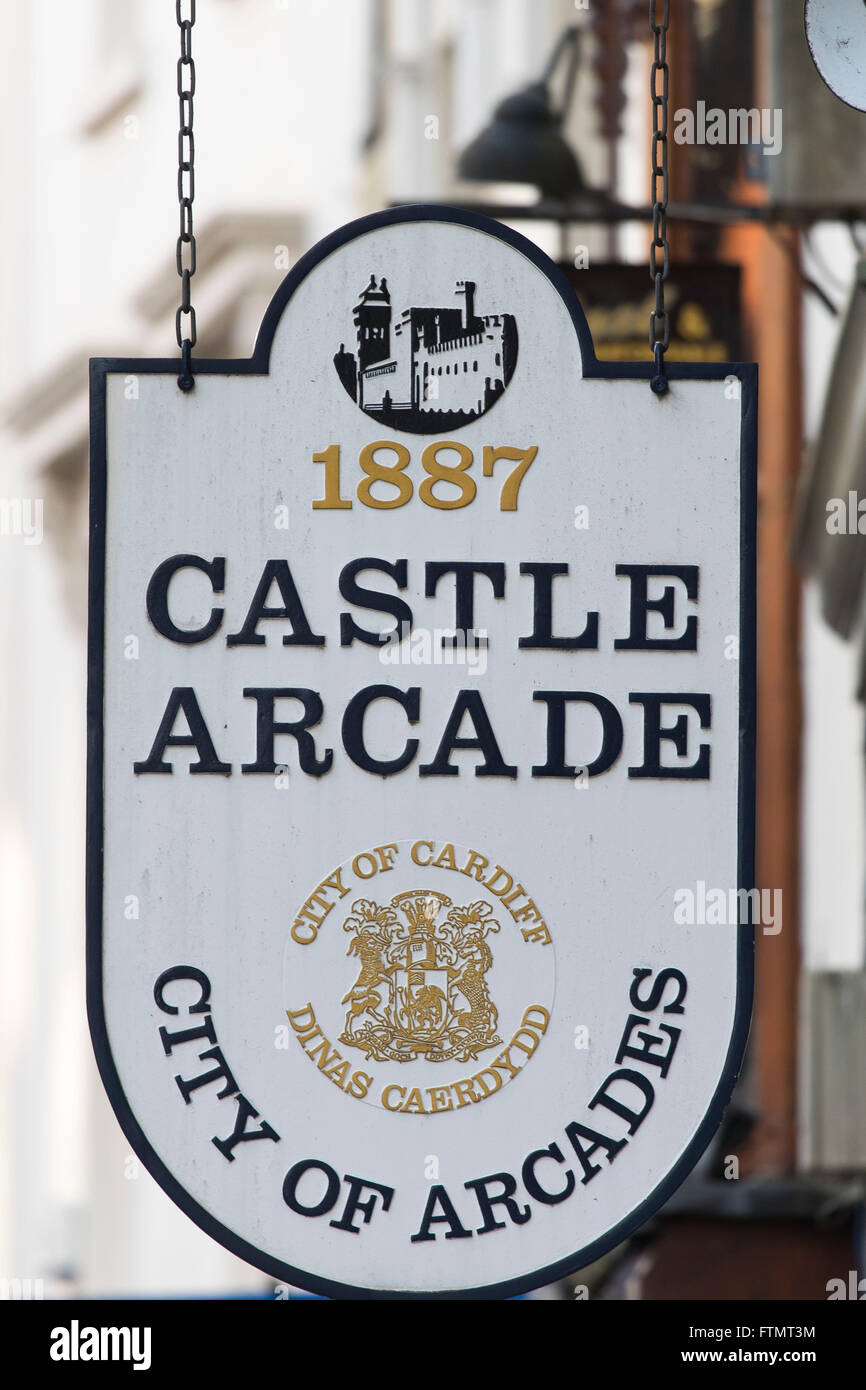 Schloss Arcade-Zeichen in Cardiff, Südwales. Stockfoto