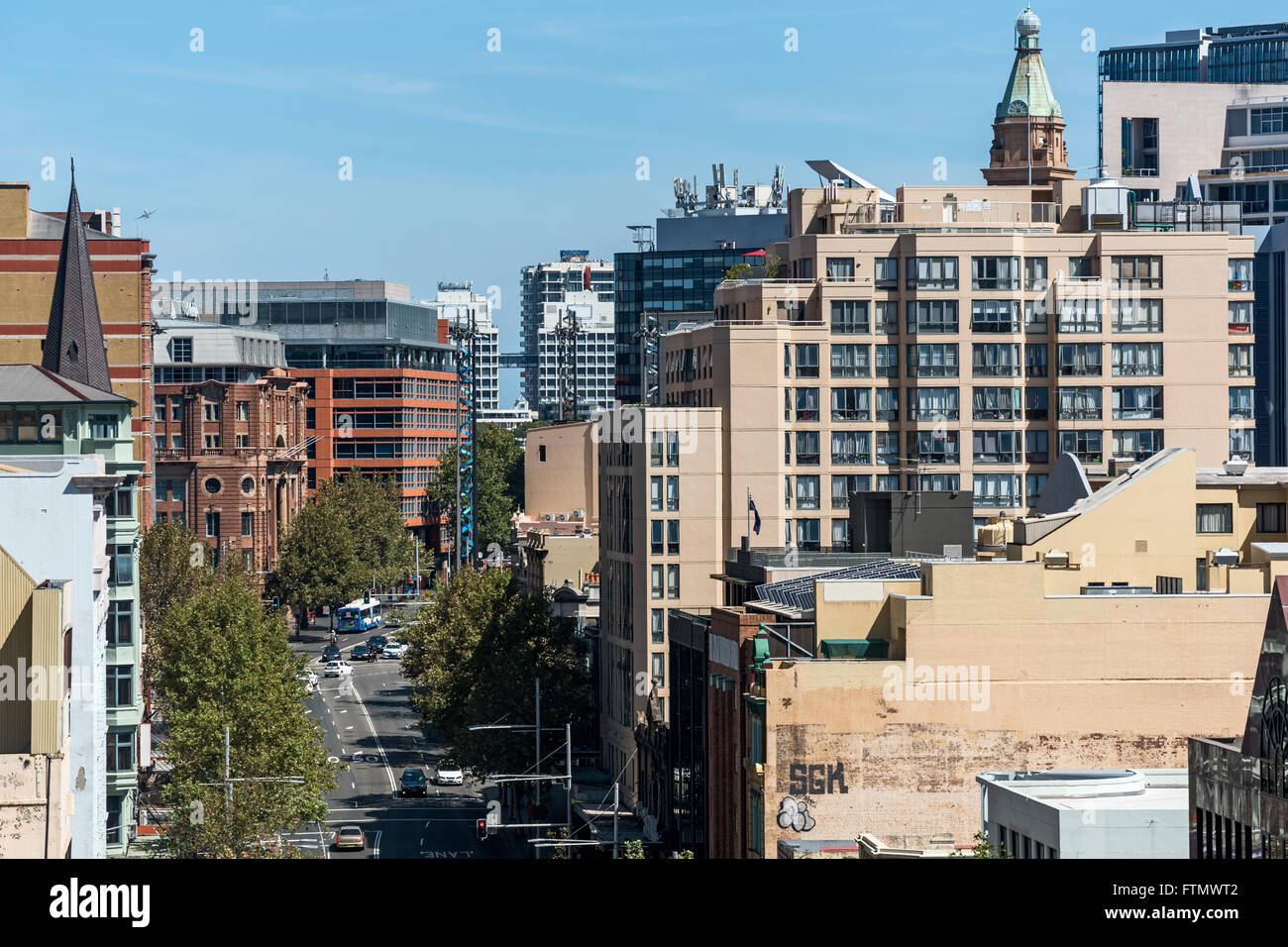 Sydney, Australien Stadt Cbd mit hohen Gebäuden und George Street im Laufe des Tages Stockfoto