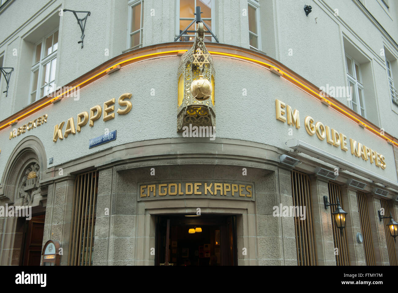 Em goldene kappes -Fotos und -Bildmaterial in hoher Auflösung – Alamy