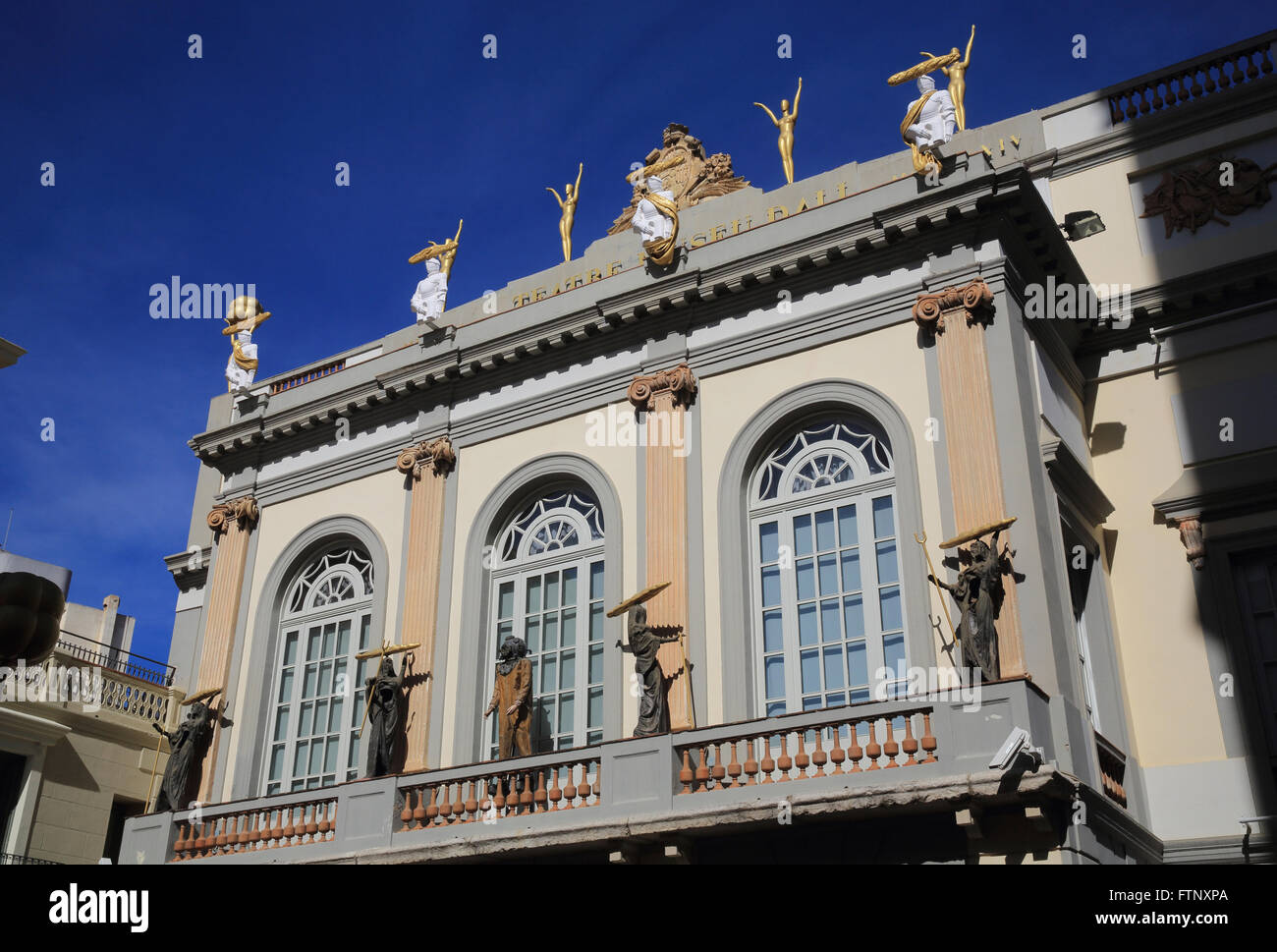 Das surreale äußere von Dalí Theater-Museum in Figueres, Katalonien, Spanien, Europa Stockfoto