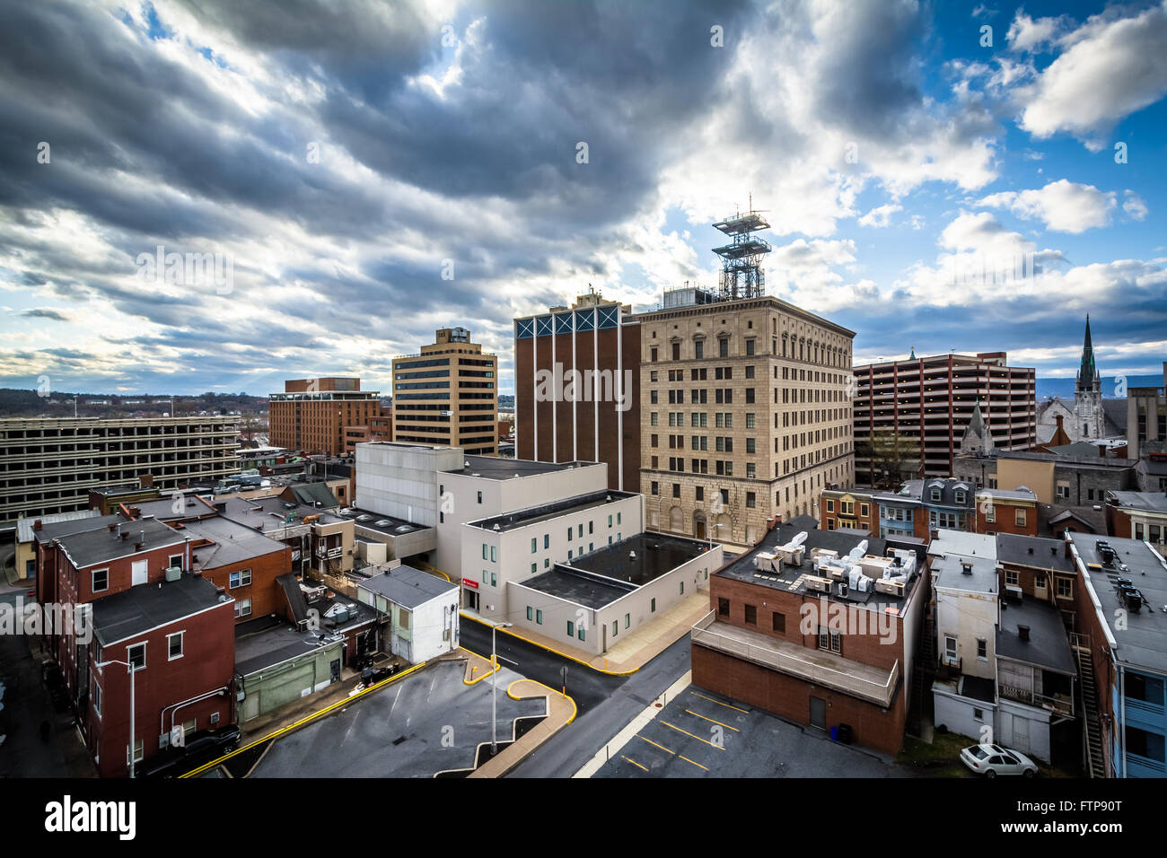 Ansicht von Gebäuden in der Innenstadt von Harrisburg, Pennsylvania. Stockfoto