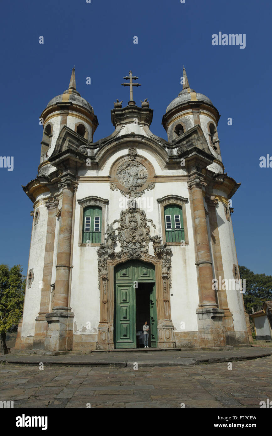 Kirche des Hl. Franziskus von Assisi in der aus Coimbra - Antonio Dias Nachbarschaft Stockfoto