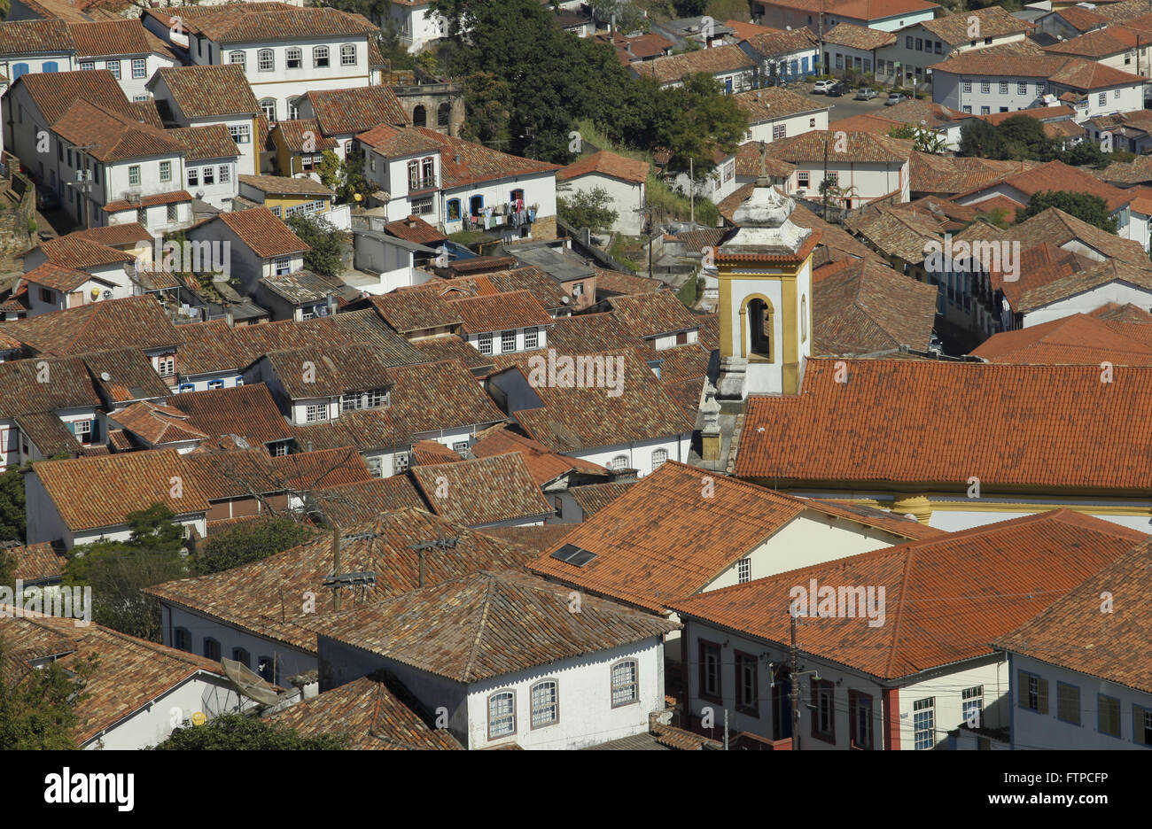 Häuser und Kirche von Sao Jose im historischen Zentrum von Ouro Preto - MG Stockfoto