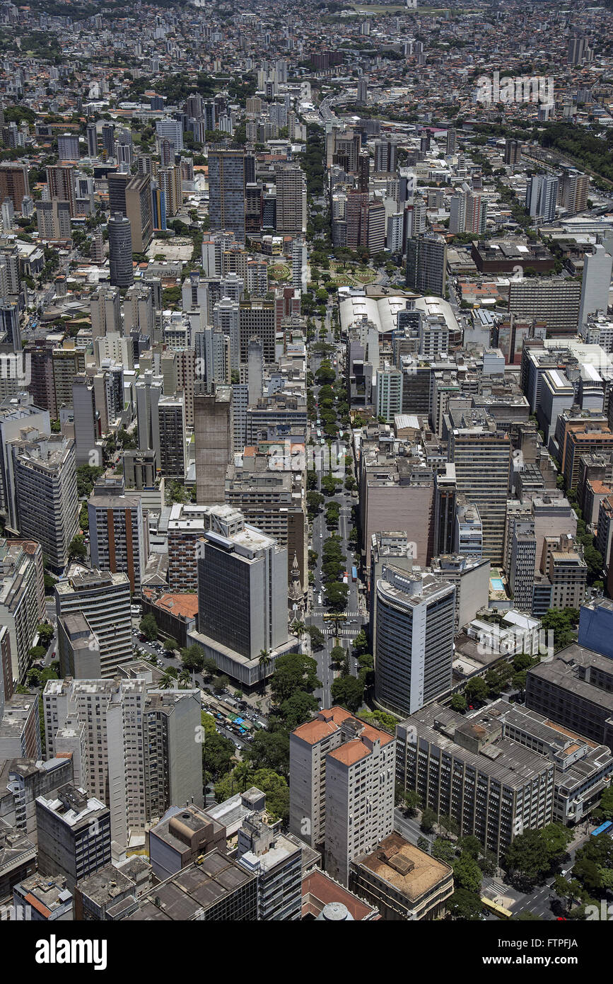 Luftaufnahme des Stadtzentrums mit Augusto de Lima Avenue Stockfoto