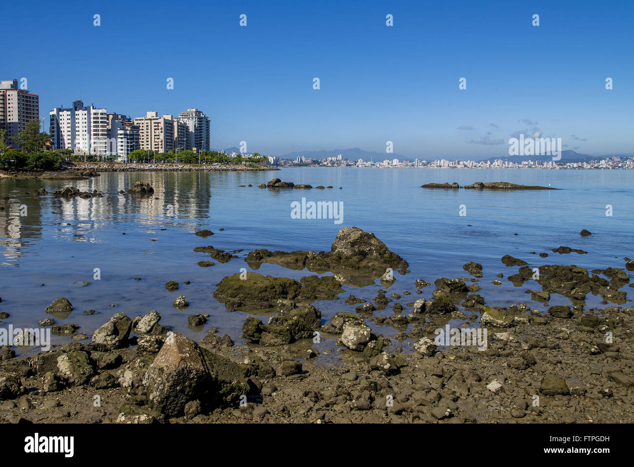 Aufbau der Küste von Punta Coral betrachtet Stockfoto