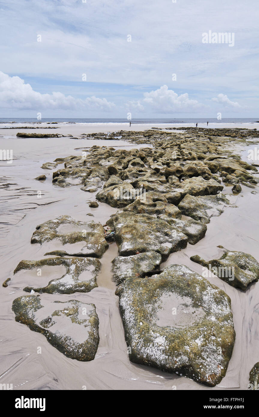 Riff-am Strand in der Wachtturm-Para-Küste Stockfoto