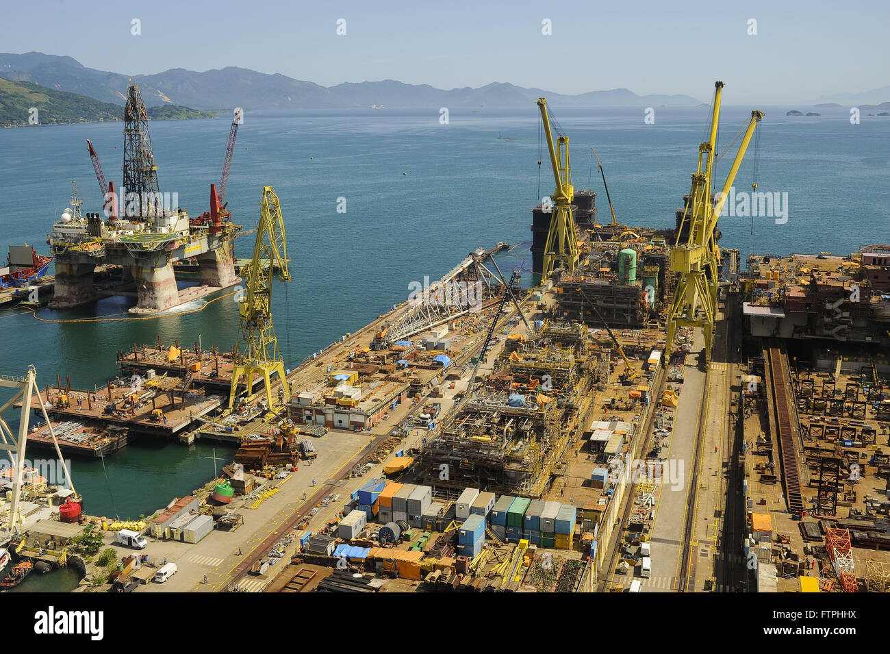 BrasFels-Werft in Angra Dos Reis - Bau der Ölplattform Stockfoto