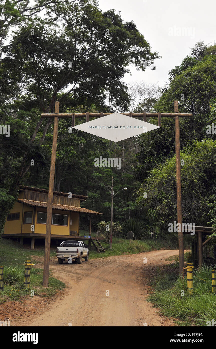 Nebeneingang des Rio Doce State Park Stockfoto