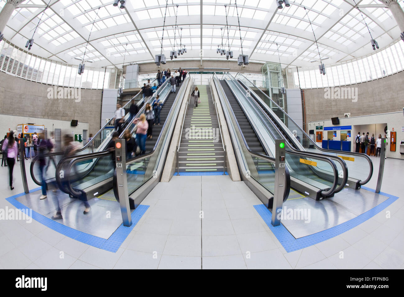 Rolltreppe Herbst Vila Prudente Metro - grüne Linie 2 Stockfoto