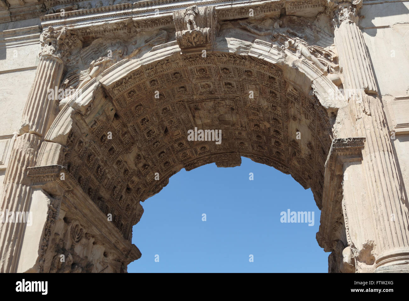 Detail des Bogens von Konstantin am Ende des Palatin Hügel Rom, Italien. Stockfoto