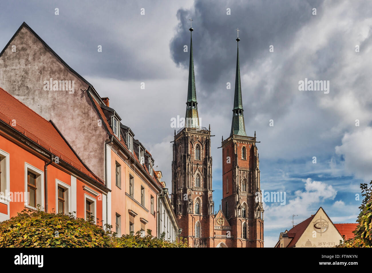 Der Breslauer Dom befindet sich auf der Dominsel (Ostrow Tumski), Wroclaw, untere Woiwodschaft Schlesien, Polen, Europa Stockfoto