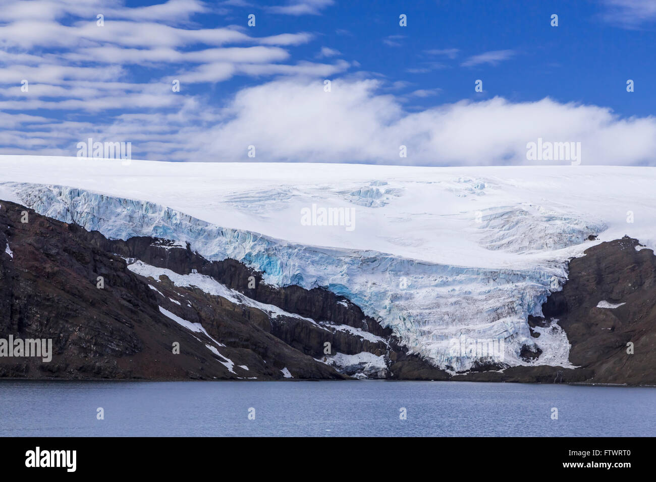 Eine Gletscherlandschaft in der Admiralty Bay, Süd-Shetland-Inseln, Antarktis. Stockfoto