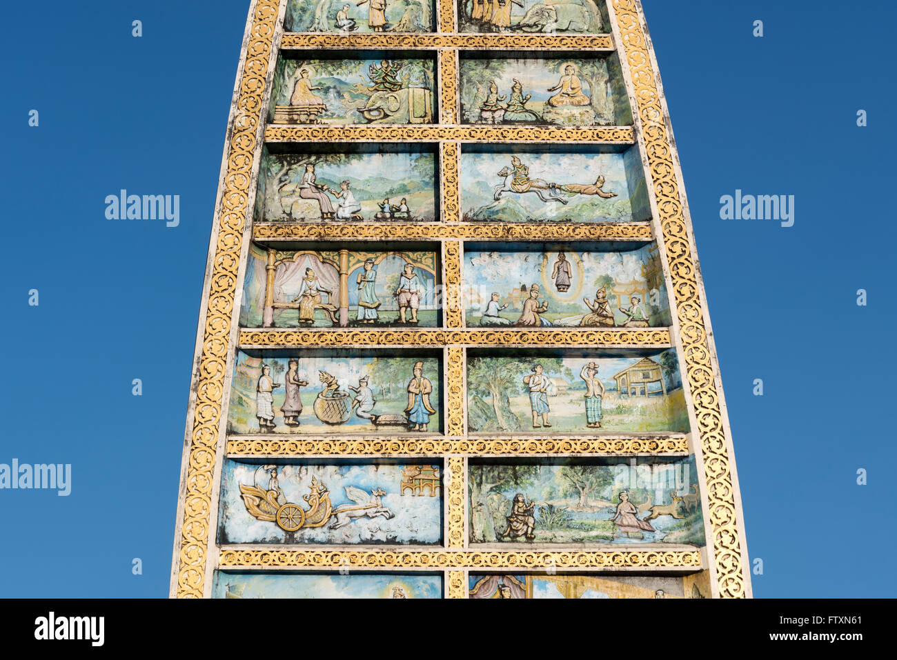 Nachbau des Mahabodhi-Tempel in der Shwedagon-Pagode in Yangon (Rangoon), Myanmar (Burma) Stockfoto