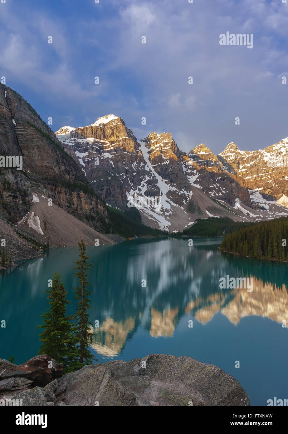 Moraine Lake und Tal der zehn Gipfel, Banff Nationalpark, Alberta, Kanada Stockfoto
