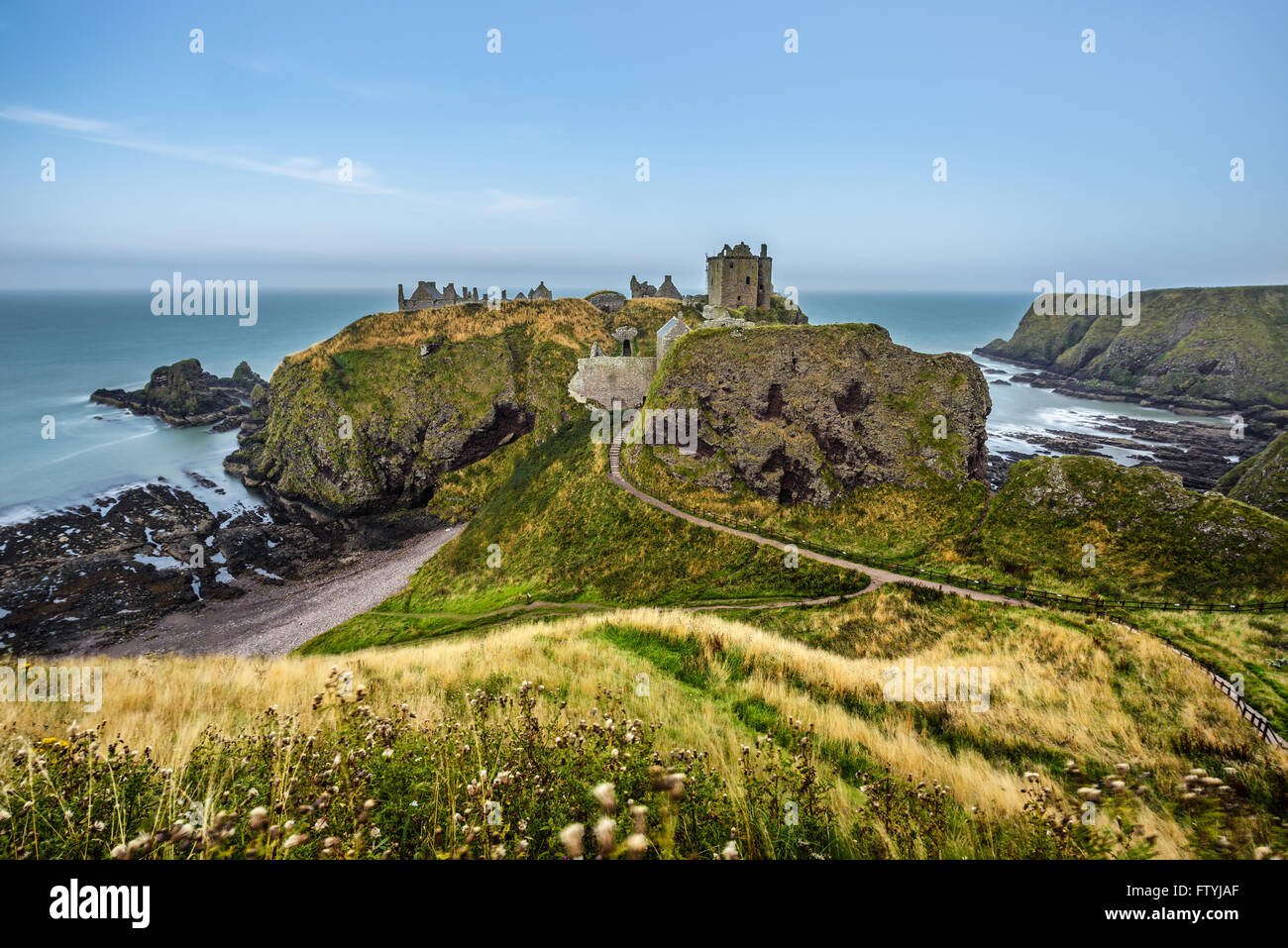 Dunnottar Castle, Schottland, Vereinigtes Königreich. Langzeitbelichtung. Stockfoto