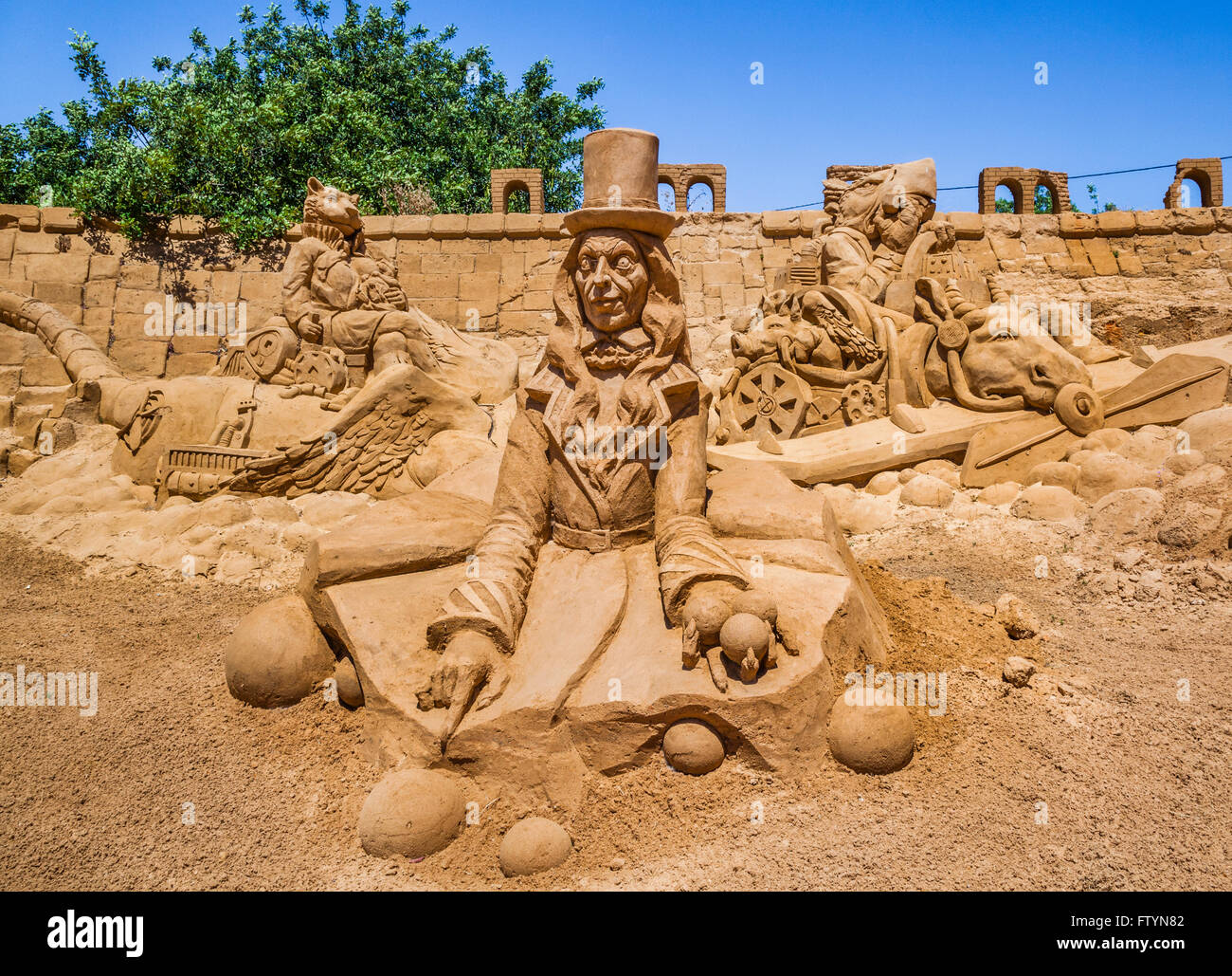 Portugal, Algarve, Faro Bezirk, Skulpturen Pera, FIESA Filmfestival Sand, Sand mit dem 2013-Thema der Musik Stockfoto