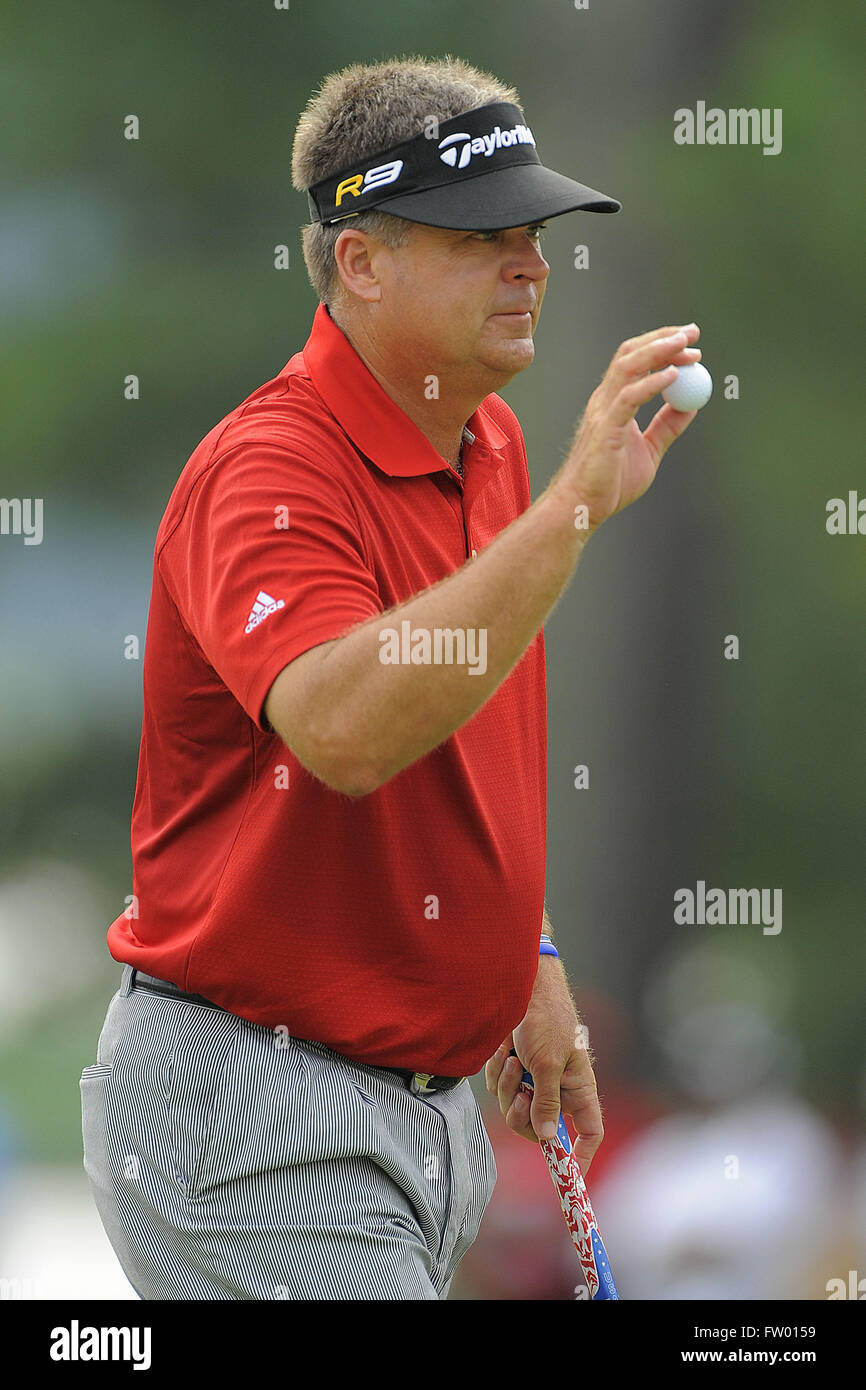 Decatur, Georgia, Vereinigte Staaten von Amerika. 26. September 2009. Kenny Perry (USA) nach machen am ersten Loch während der dritten Runde der PGA Tour Championship die Abschlussveranstaltung des FedEx Cup 2009 im East Lake Golf Club am 26. September 2009 in Decatur, Georgia ZUMA Press/Scott A. Miller © Scott A. Miller/ZUMA Draht par/Alamy Live News Stockfoto