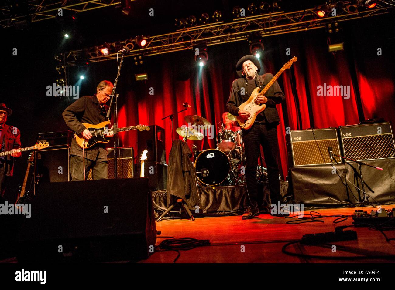 Trezzo sull'Adda, Italien. 31. März 2016. Fernsehen führt live auf Live Club in Trezzo sull'Adda, Italien, am 31. März 2016 Credit: Mairo Cinquetti/Alamy Live News Stockfoto