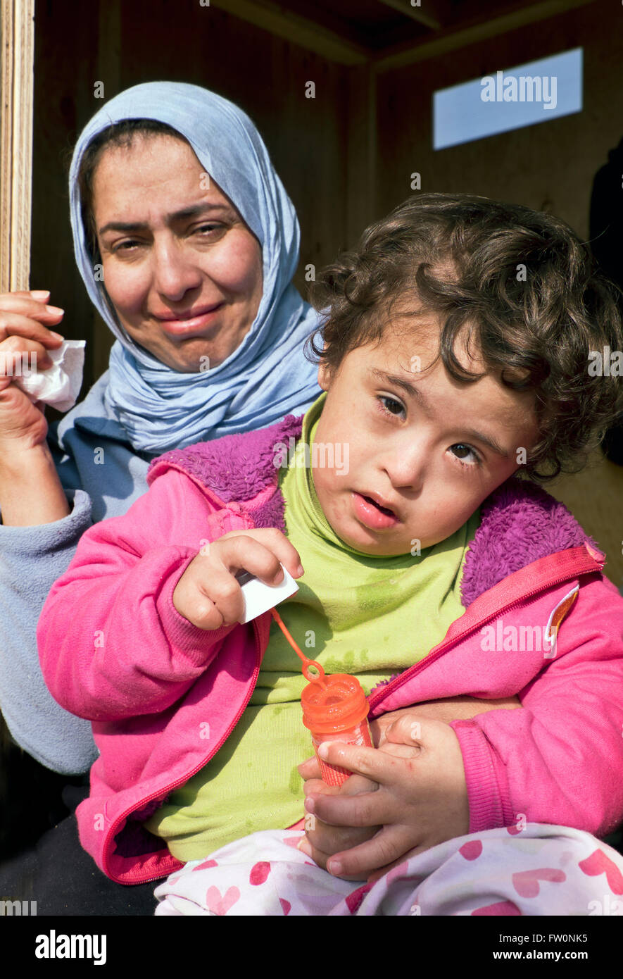 Der neu besetzten Flüchtlingslager im März 2016. Gebaut von Médecins Sans Frontières (MSF) Stockfoto