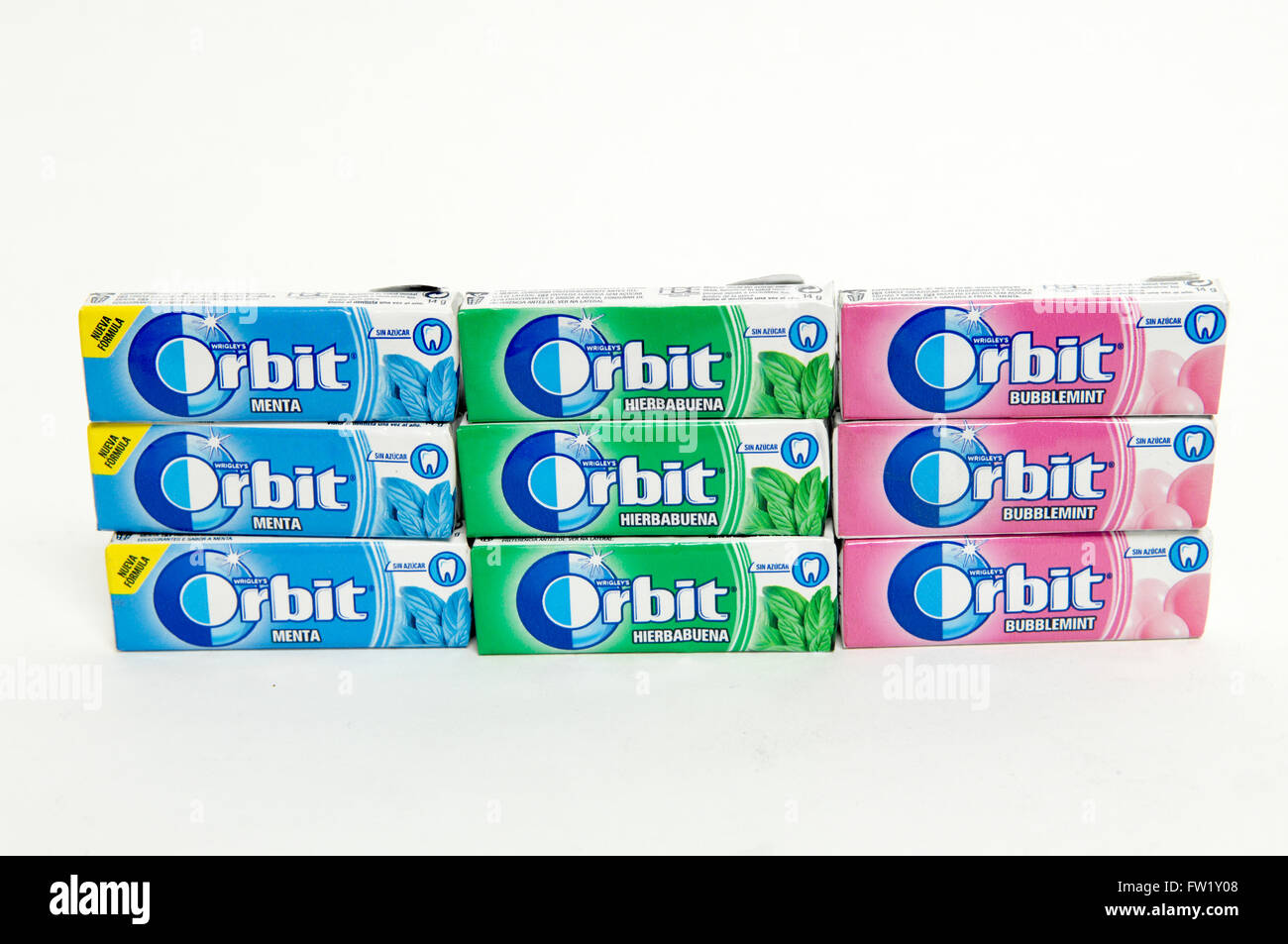 Umlaufbahn zuckerfreien Kaugummi von Wrigley Company. In den Vereinigten Staaten auf einem weißen Hintergrund genommen. Stockfoto