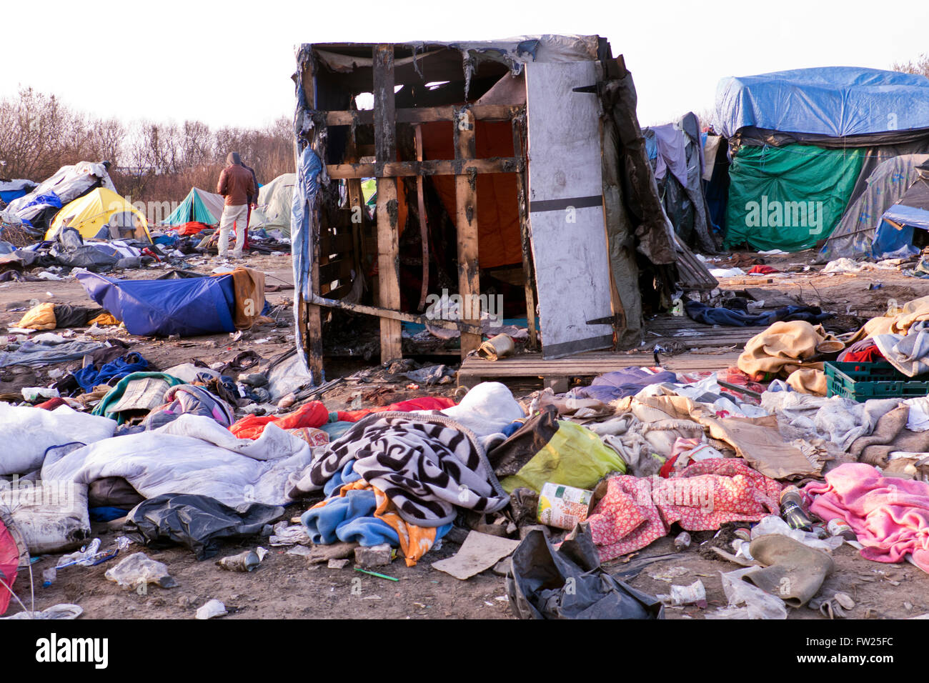 Das Dschungelcamp Flüchtling & Migranten in Calais Frankreich, wo Tausende von Flüchtlingen in schlammigen und verwahrlosten Zustand der Hoffnung gelebt haben Stockfoto