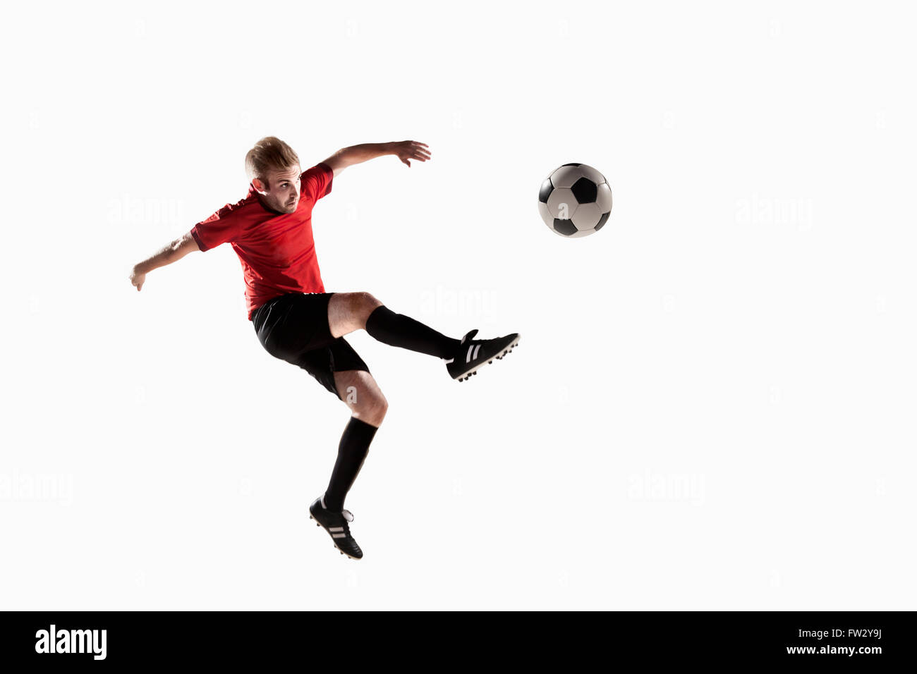 Athlet munter Fußball Stockfoto