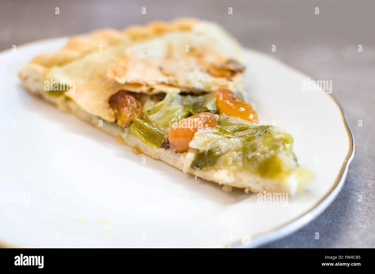 Cavicione traditionelle Apulien Ischitella Dorf des Gargano Rezept - Süd Italien Essen Stockfoto