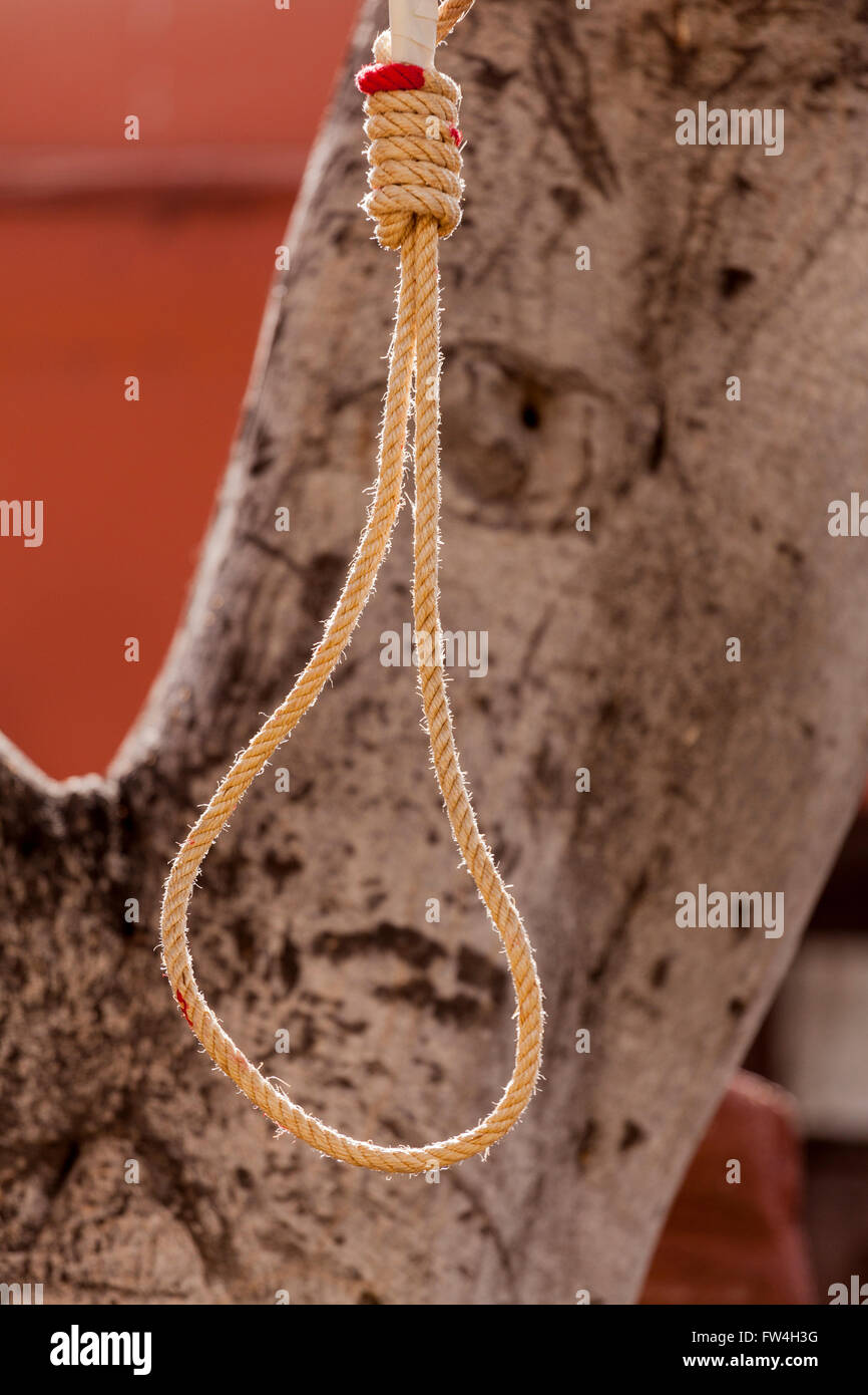 Schlinge hängen von einem Baum bereit für Judas als Bestandteil der Passionsspiele in Adeje, Teneriffa, Kanarische Inseln, Spanien. Representacion Stockfoto