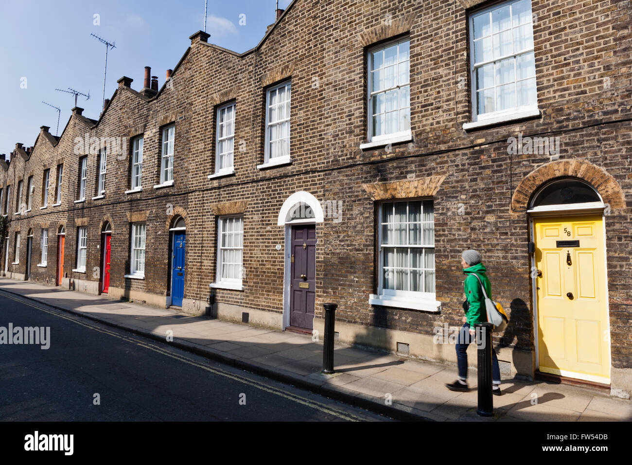 Viktorianischen Backsteinhäuser Reihenhaus auf Roupell Straße in Lambeth, London. Stockfoto