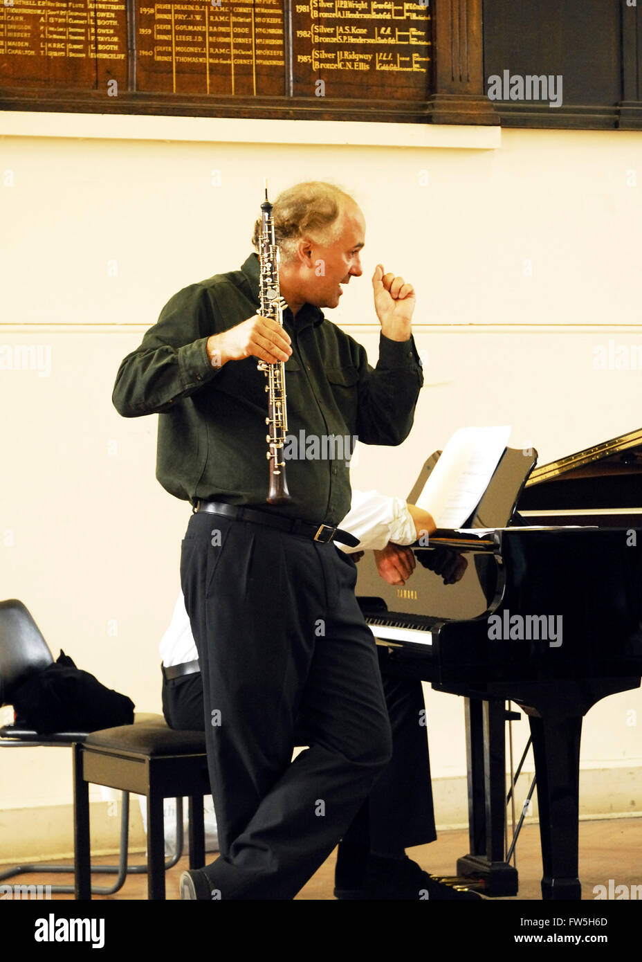 Alex Klein, Oboist, Solist, früheren Principal, Chicago Symphony