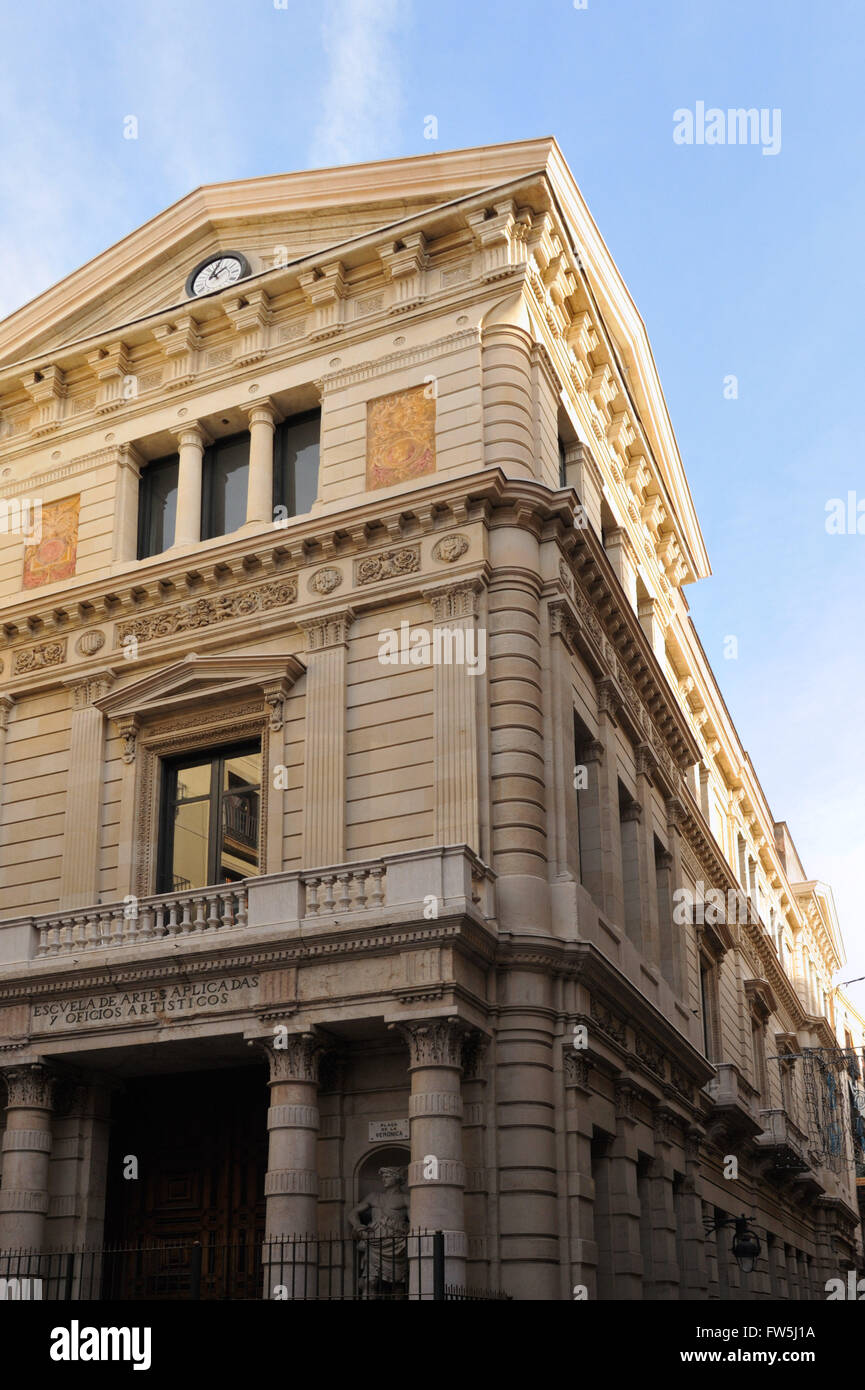 Hochschule für angewandte Kunst, Escuela de Artes Applicadas, in der Altstadt von Barcelona, Ciutat Vella Stockfoto