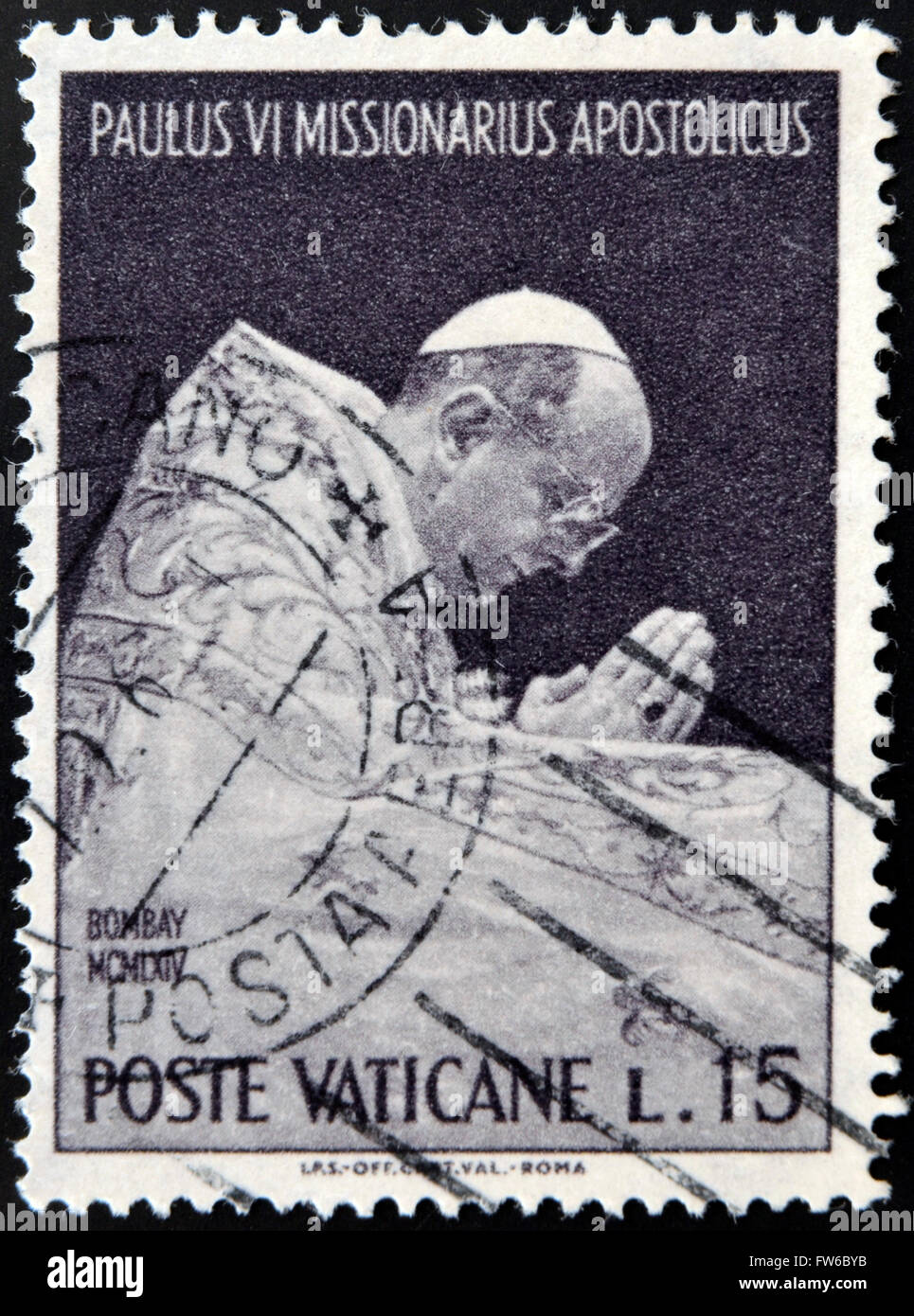 Vatikan - ca. 1965: Eine Briefmarke gedruckt im Vatikan zeigt Papst Paul VI., Giovanni Battista Enrico Antonio Maria Montini, geboren ca. Stockfoto