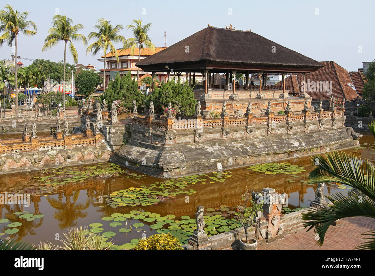 KLUNGKUNG, Indonesien - 6. Oktober 2015: Palast Taman Gili von Klungkung am 6. Oktober 2015 in Bali, Indonesien Stockfoto