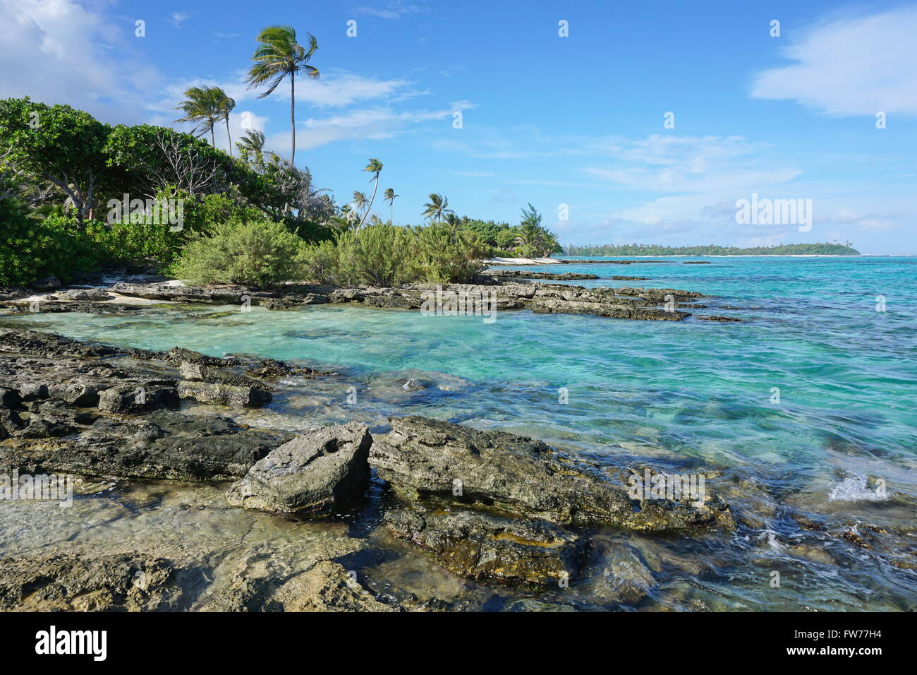 Küstenlandschaft im Süden der Insel, Pazifik, Französisch-Polynesien Huahine Iti Stockfoto