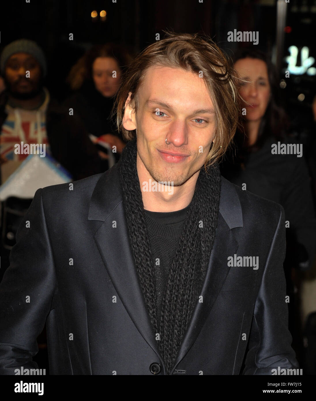 Gala Nacht der "Die Zofen" ist die erste Produktion von 2016. Es ist eine Vollgas UK Premiere von einer modernen Adaption von Genets Psycho-Drama, "Die Zofen".  Mitwirkende: Jamie Campbell-Bower wo: London, Vereinigtes Königreich bei: 29. Februar 2016 Stockfoto