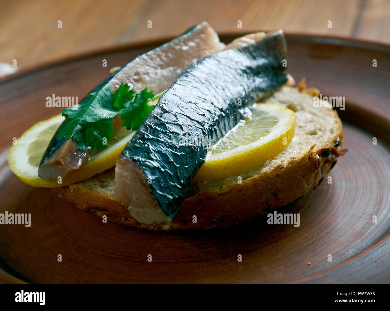 Angesäuselt Hering Hering in ein mildes, Erhaltung der Flüssigkeit getränkt. Es kann roh Hering in einer milden Essig-Gurke oder Niederländisch brined herr Stockfoto