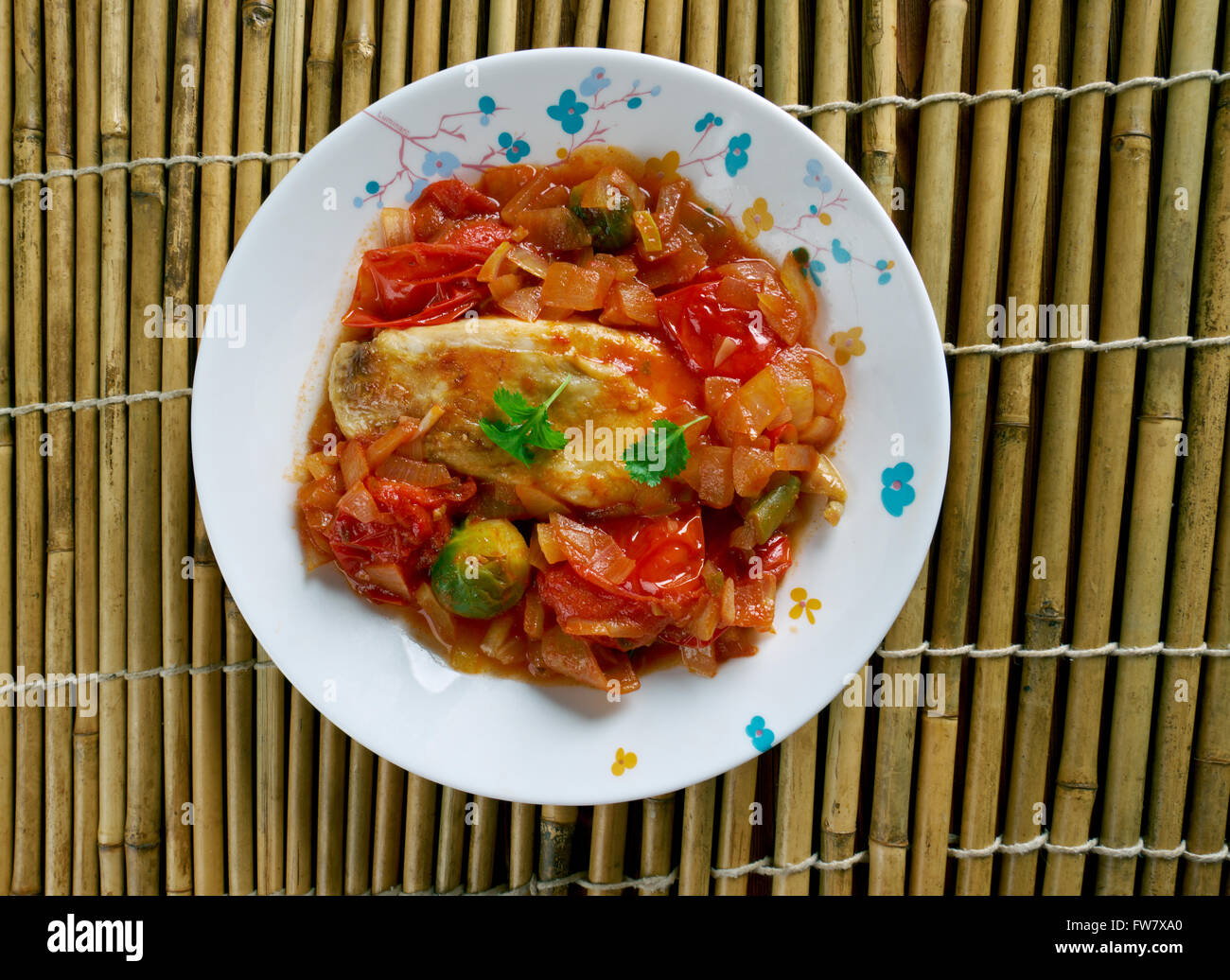 Baskische Brathähnchen. Espelette-Chili-Pulver ist ein Inbegriff Gewürz in der baskischen Region Spaniens gefunden Stockfoto