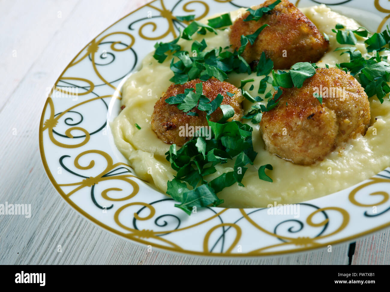 Terbiyeli kofte -Fotos und -Bildmaterial in hoher Auflösung – Alamy