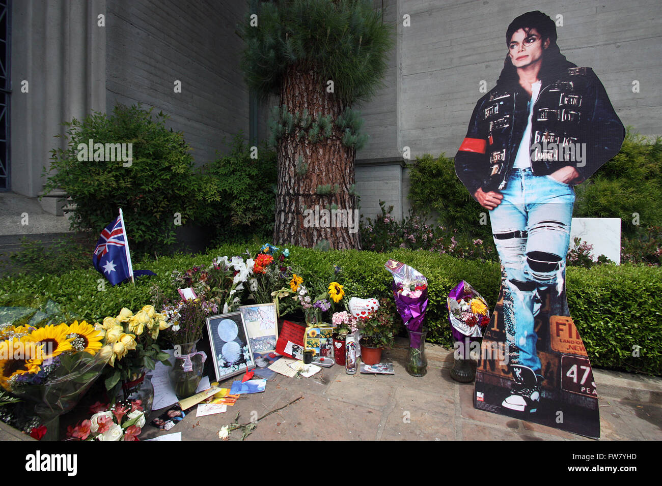 Letzte Ruhestätten - Forest Lawn Memorial Park & Leichenhallen Berühmtheit: das Grab von Michael Jackson am großen Mausoleum.  Mitwirkende: Michael Jackson wo: Glendale, Kalifornien, Vereinigte Staaten, wenn: 1. März 2016 Stockfoto