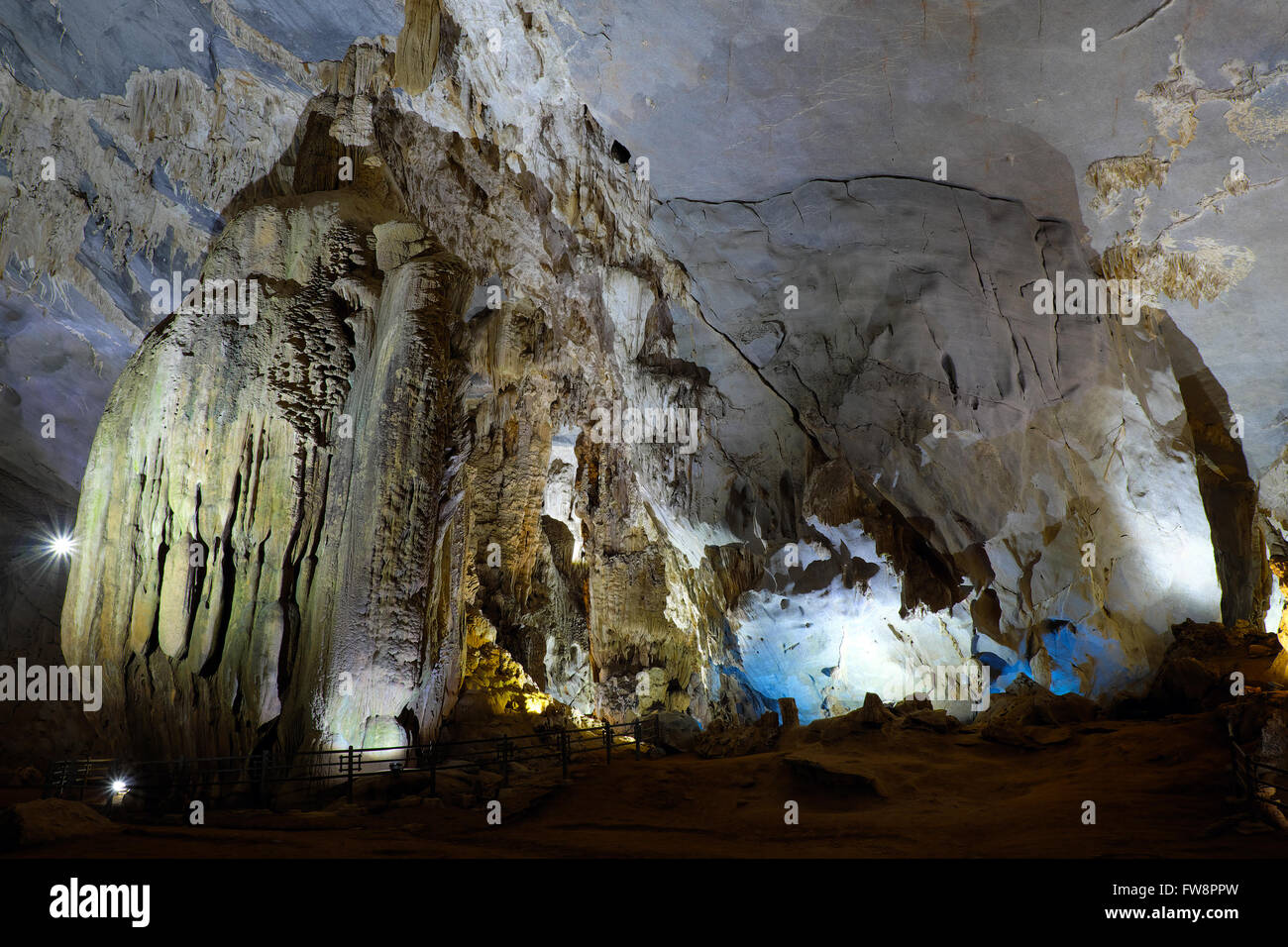 Phong Nha, Ke Bang Höhle, eine erstaunliche, wunderbare Höhle bei Bo Trach, Quang Binh, Vietnam, ist Welterbe von Viet Nam, WiFi Stockfoto
