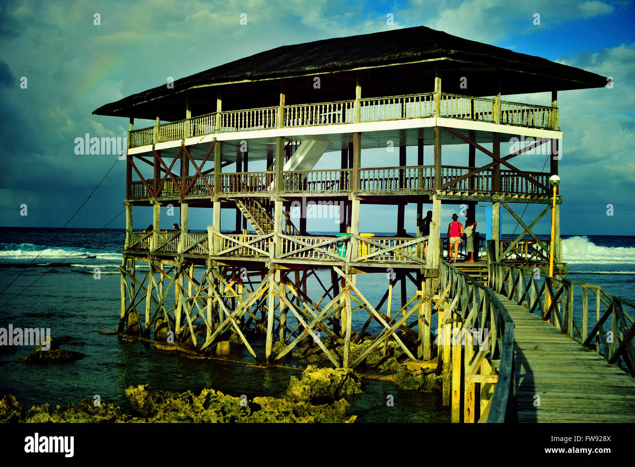 Surf-Pavillon, Cloud 9, Siargao Island, Philippinen. Stockfoto