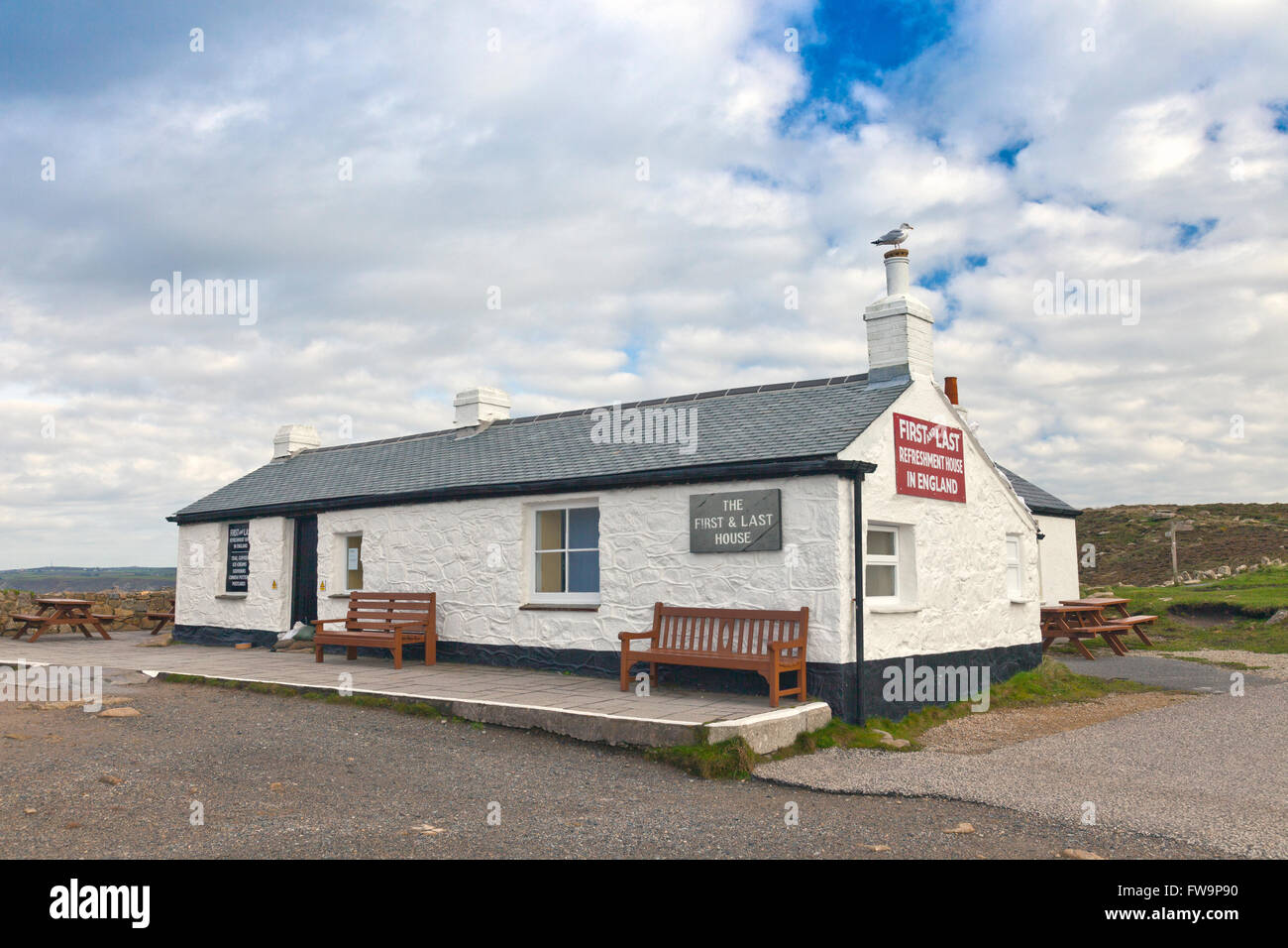 Das erste und letzte Haus und Café in England bei Endland, Cornwall - der westlichste Punkt des englischen Festlandes, UK Stockfoto