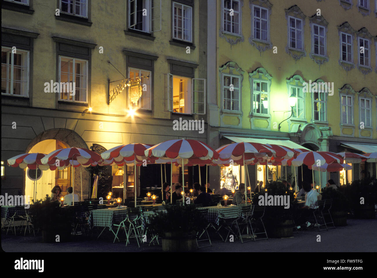 AUT, Österreich, Salzburg, Restaurants in der Waagplatz.  AUT, Oesterreich, Salzburg, Restaurants bin Waagplatz. Stockfoto