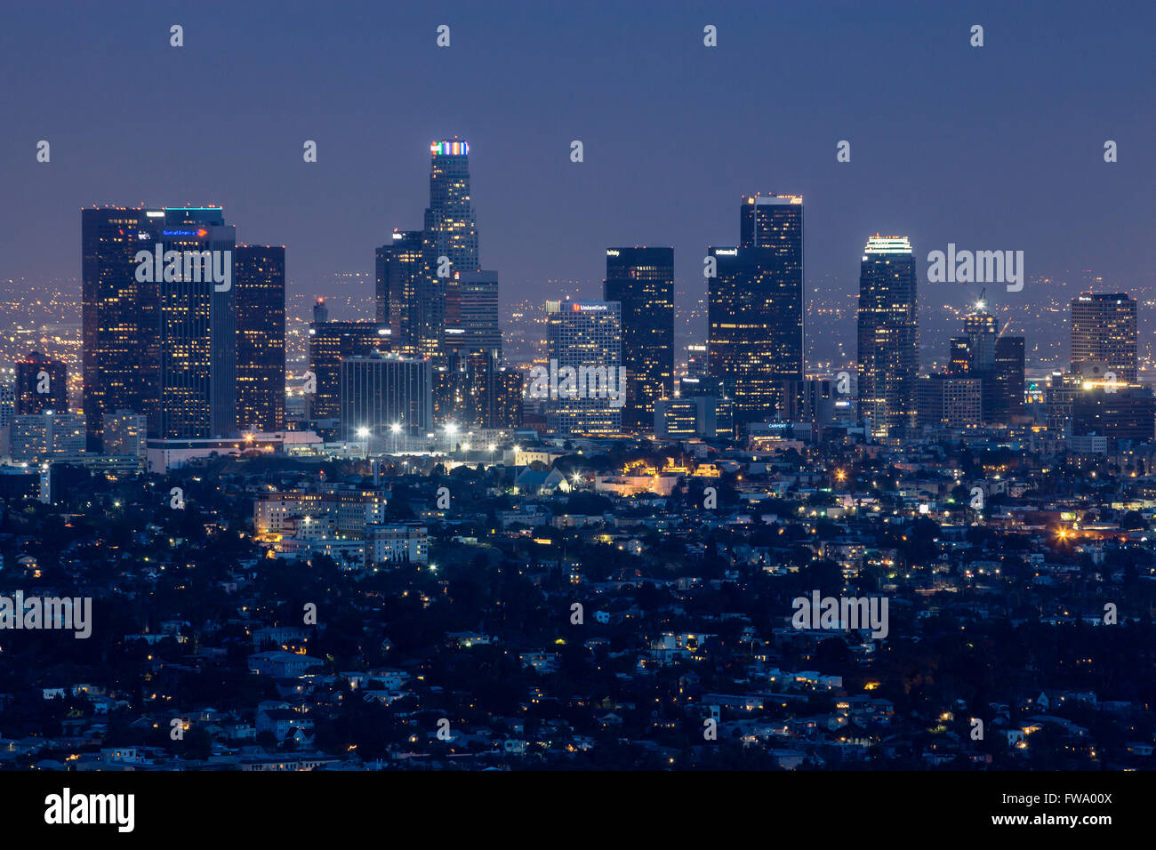 Skyline von Los Angeles in der Nacht Stockfoto