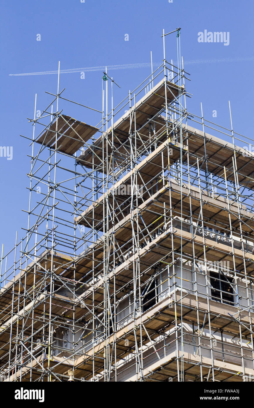 Bau von Gerüsten unterstützt Stockfoto