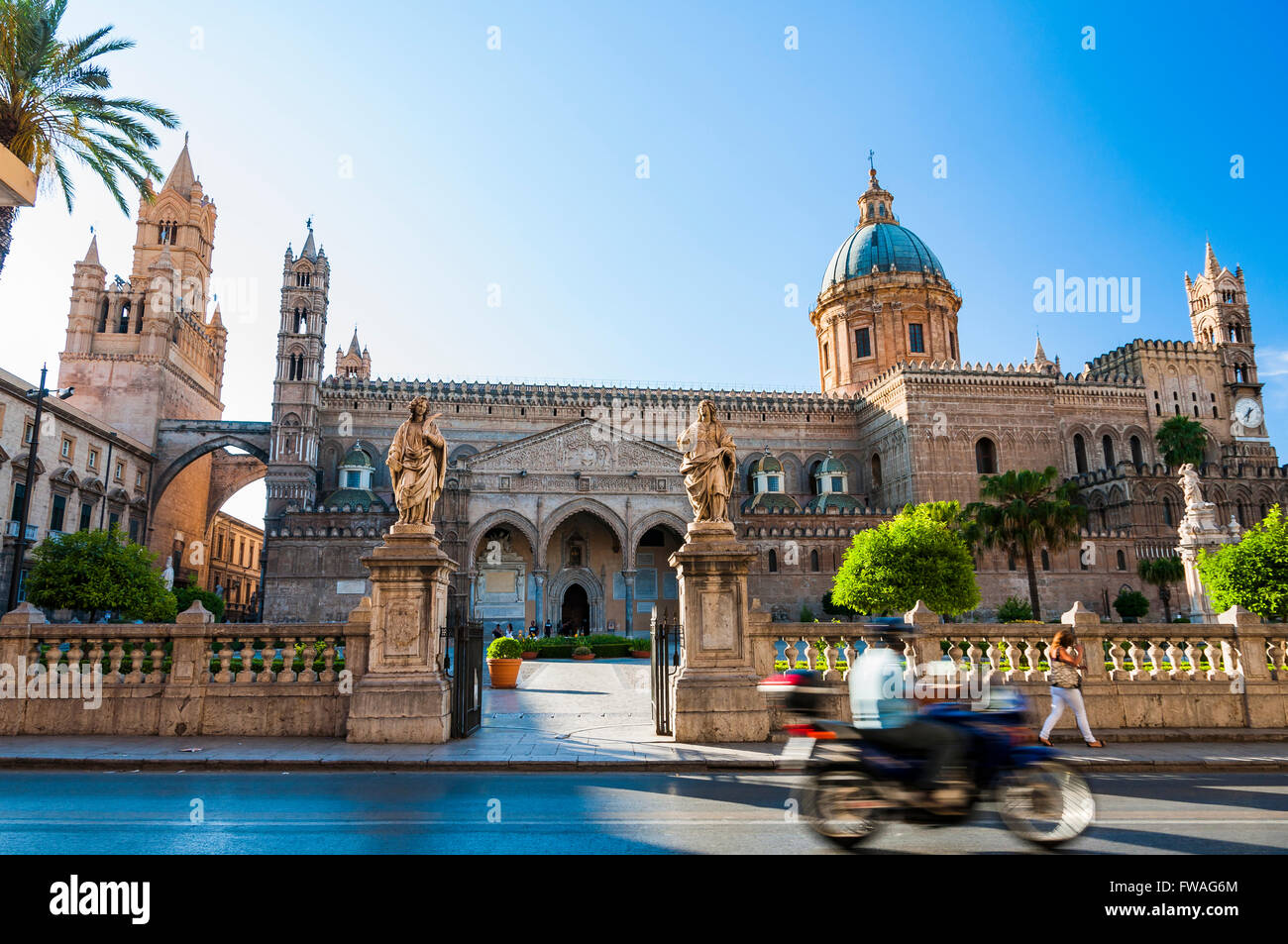 Kathedrale von Palermo ist die Kathedrale des römisch-katholischen Erzbistums Palermo, befindet sich in Palermo, Sizilien, Italien. Stockfoto