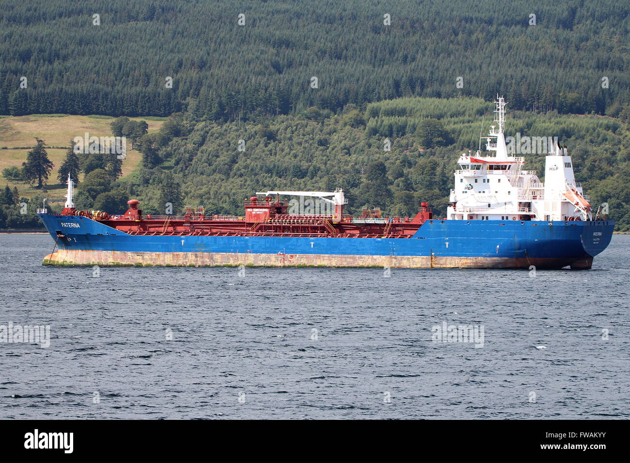 Öl oder Chemikalien Tanker Paterna vor Anker vor Brodick Bay auf der Isle of Arran. Stockfoto