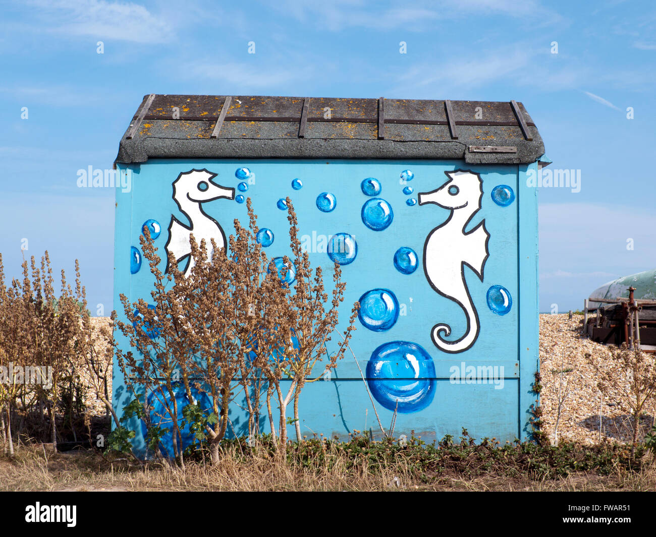 Strandhütten auf der Kentish Küste Stockfoto