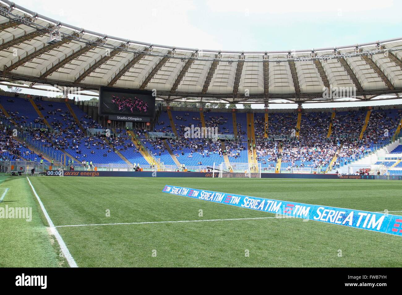 Stadion Olimpico Rom Italien 3 April 2016 Serie A Fussball Liga Derby Match Ss Lazio Gegen As Roma Protest Von Den Lazio Fans Zeigt Sparliche Anwesenheit Beim Spiel Heute Credit Action Plus Sport Alamy Live News